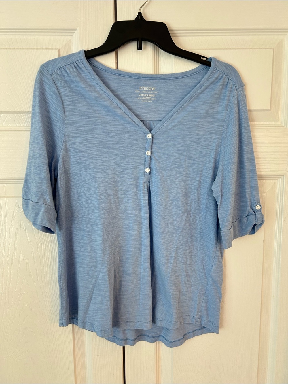 NWOT Chico’s Women’s Blue Roll Tab Ultimate Tee Cotton Tunic Blouse Shirt Size 1
